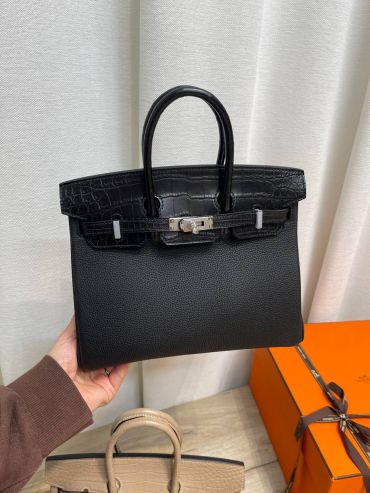 Сумка женская  Birkin , 25 cm, GHW Hermes LUX-130469