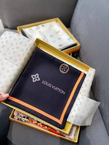 Платок Louis Vuitton LUX-131044