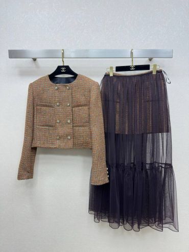 Костюм женский Chanel LUX-131478