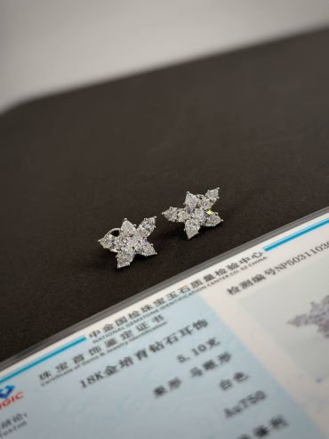  Серьги Graff LUX-132090