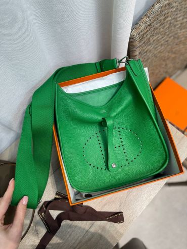 Сумка женская Evelyne 29 cm Clemence leather Hermes LUX-131537