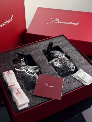 Пара статуэток  Baccarat LUX-131894