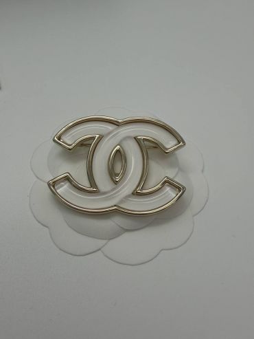 Брошь  Chanel LUX-131969