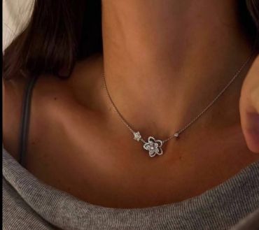 Колье  Wild Flower Double Diamond  Graff LUX-132095