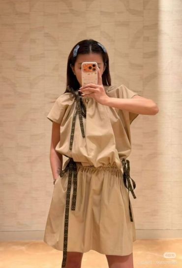 Костюм женский Louis Vuitton LUX-133837