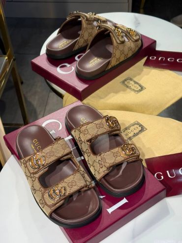 Шлепанцы  Gucci LUX-133896