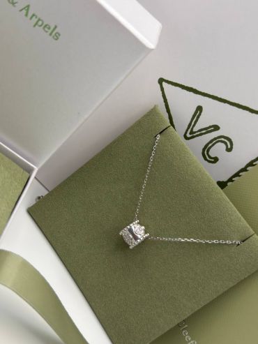 Колье Van Cleef LUX-133930