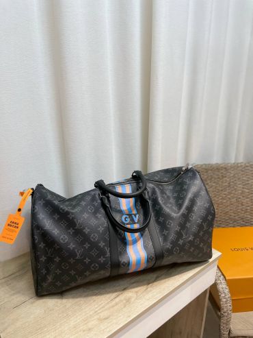 Дорожная сумка  55 см Louis Vuitton LUX-134200