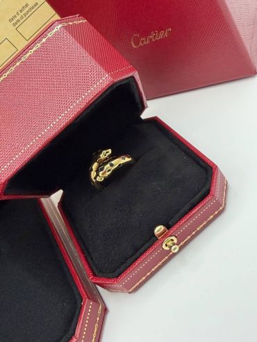 Кольцо  Cartier LUX-134331