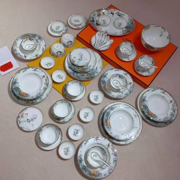 Столовый сервиз  41 предмет Hermes LUX-134375