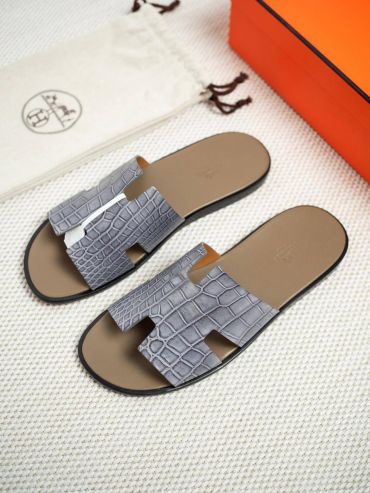 Шлепанцы Hermes из натуральной кожи крокодила Hermes LUX-134810