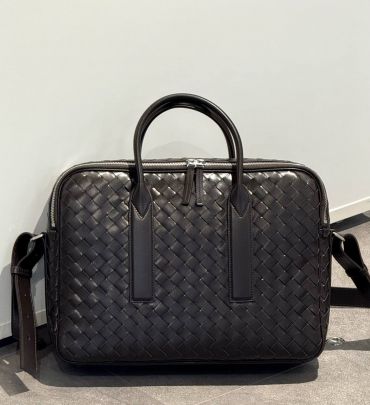 Портфель Bottega Veneta LUX-135210