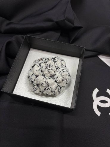 Брошь Chanel LUX-135441