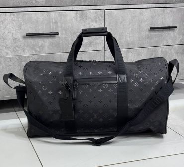 Сумка дорожная  Louis Vuitton LUX-135525