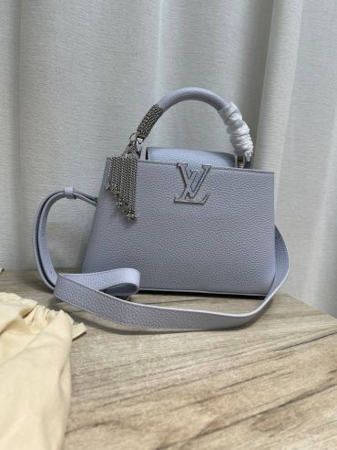 Сумка женская Capucines Louis Vuitton LUX-135549