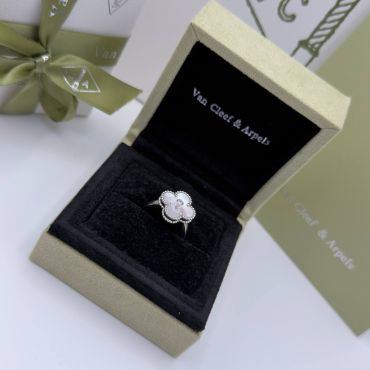 Кольцо  Van Cleef LUX-135656
