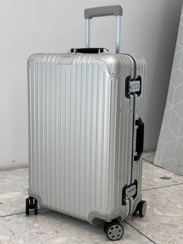 Чемодан Rimowa  LUX-135748