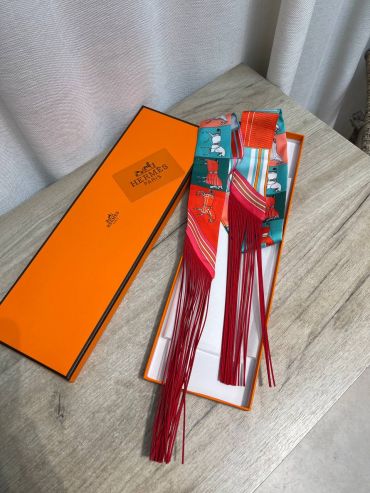 Шелковая лента Twilly Hermes LUX-135995