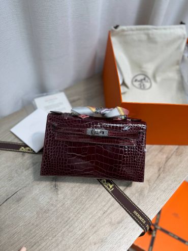 Сумка Kelly Pochette Crocodile Alligator Lisse Hermes LUX-136055