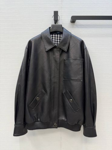 Кожаный бомбер Chanel LUX-136135