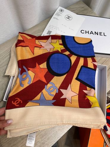 Платок  Chanel LUX-136589