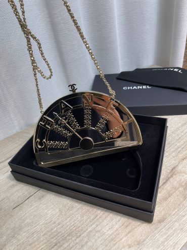 Вечерняя сумочка Chanel Elevator Minaudiеre коллекция 2026 Chanel LUX-136865
