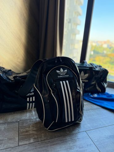 Рюкзак Balenciaga x adidas Large Backpack  Balenciaga LUX-137881
