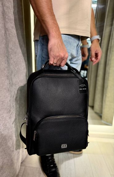 Бизнес-рюкзак  Icon из черной матовой зернистой кожи Christian Dior LUX-137938
