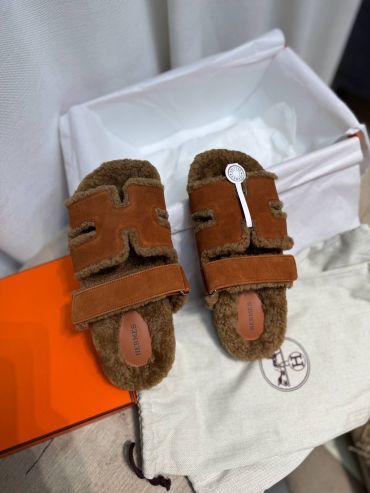 Chypre Sandal Hermes LUX-138213