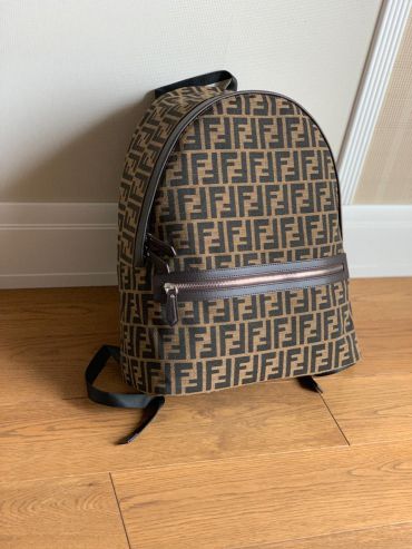 Рюкзак женский  Fendi LUX-12038