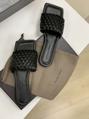 Шлёпанцы Bottega Veneta LUX-26533
