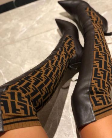 Ботфорты Fendi LUX-25424