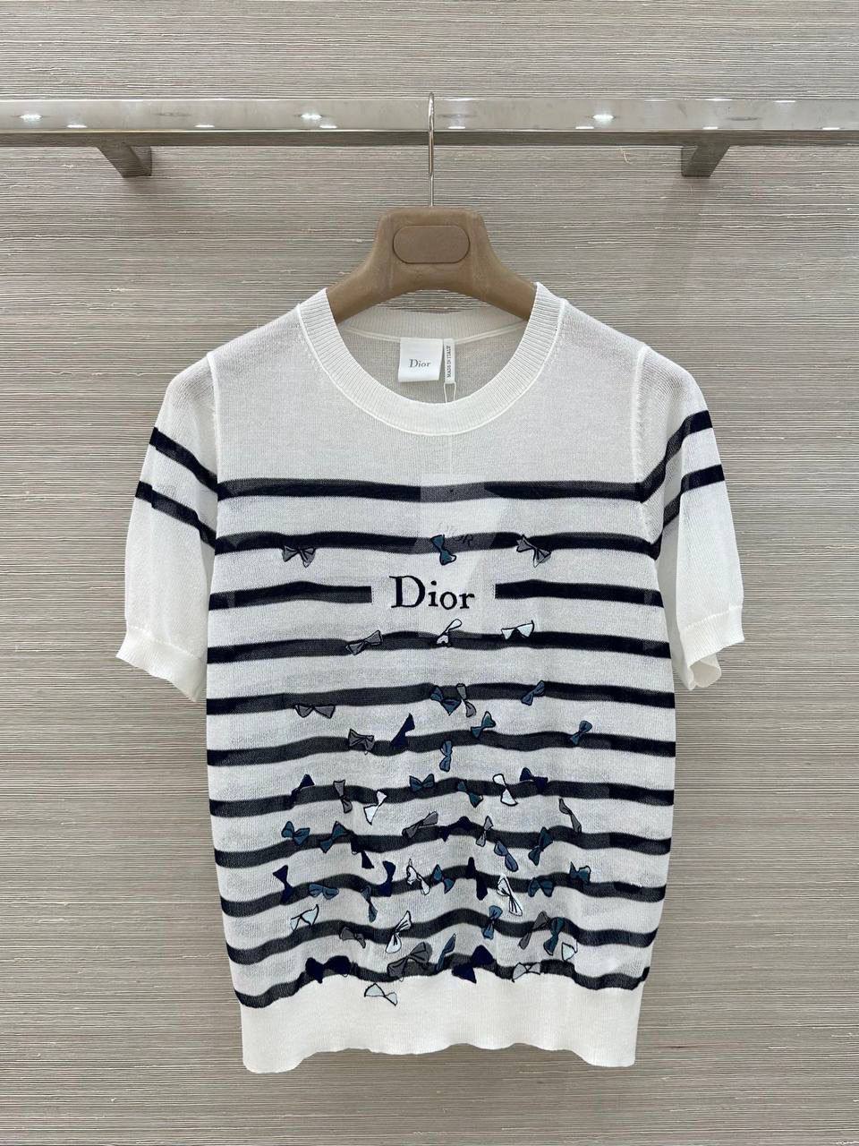 Футболка Christian Dior LUX-132765 фото Футболка Christian Dior Артикул LUX-132765