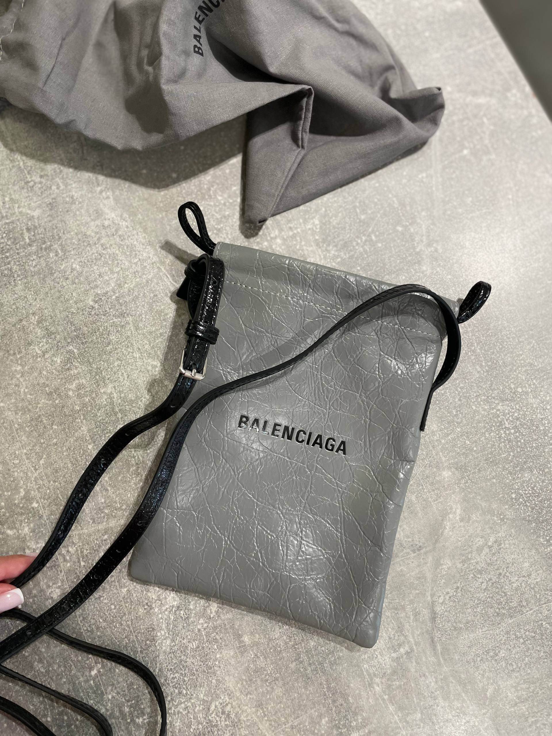 Мини-сумка Balenciaga LUX-132837 фото Мини-сумка Balenciaga Артикул LUX-132837