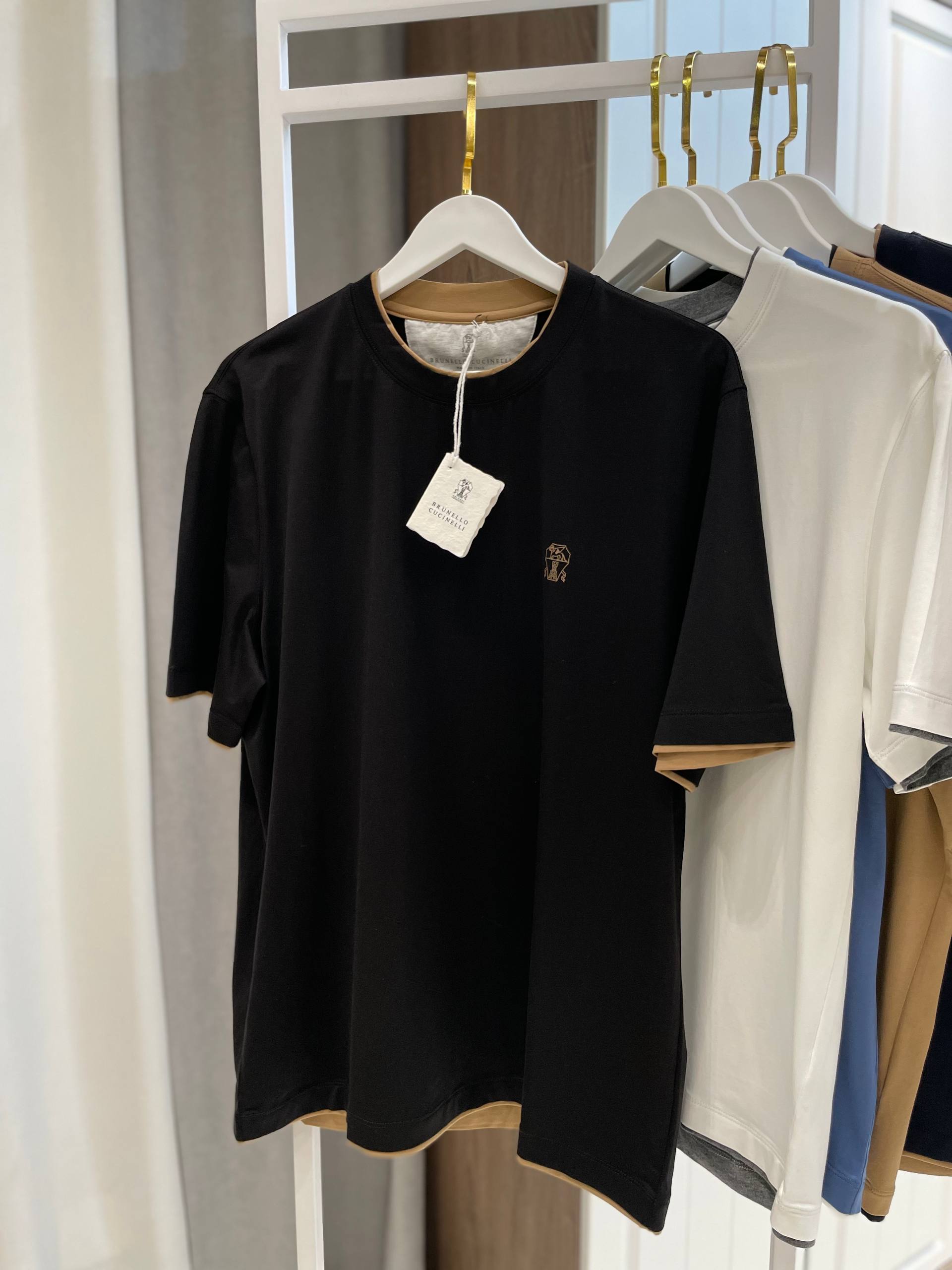 Футболка Brunello Cucinelli LUX-133229 фото Футболка Brunello Cucinelli Артикул LUX-133229
