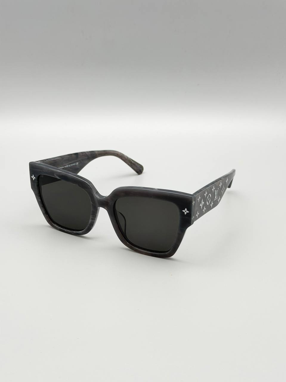 Очки Louis Vuitton LUX-133716 фото Очки Louis Vuitton Артикул LUX-133716