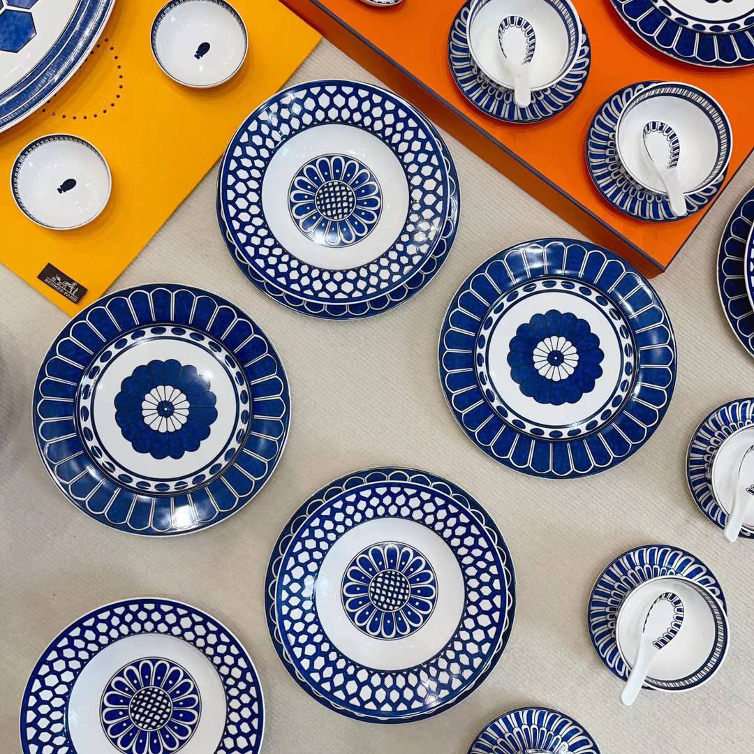 Столовый сервиз 41 предмет Hermes LUX-133820 фото Столовый сервиз 41 предмет Hermes Артикул LUX-133820