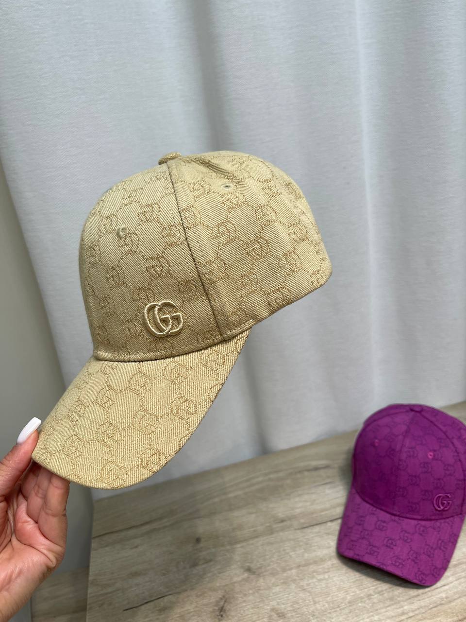 Бейсболка Gucci LUX-134690 фото Бейсболка Gucci Артикул LUX-134690