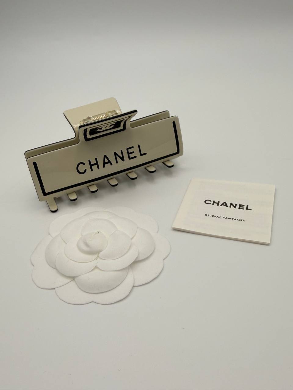 Заколка Chanel LUX-134404 фото Заколка Chanel Артикул LUX-134404