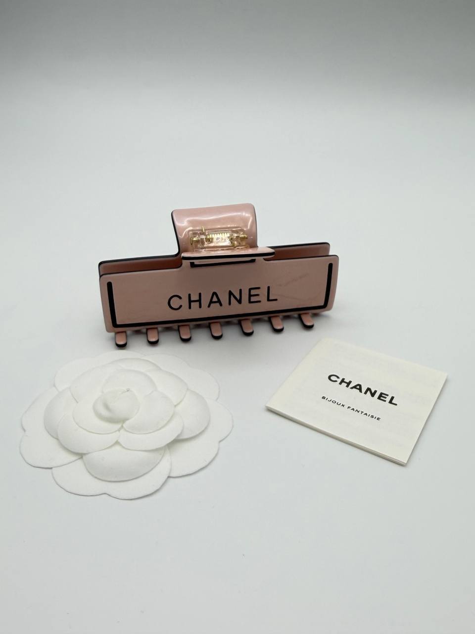 Заколка Chanel LUX-134403 фото Заколка Chanel Артикул LUX-134403