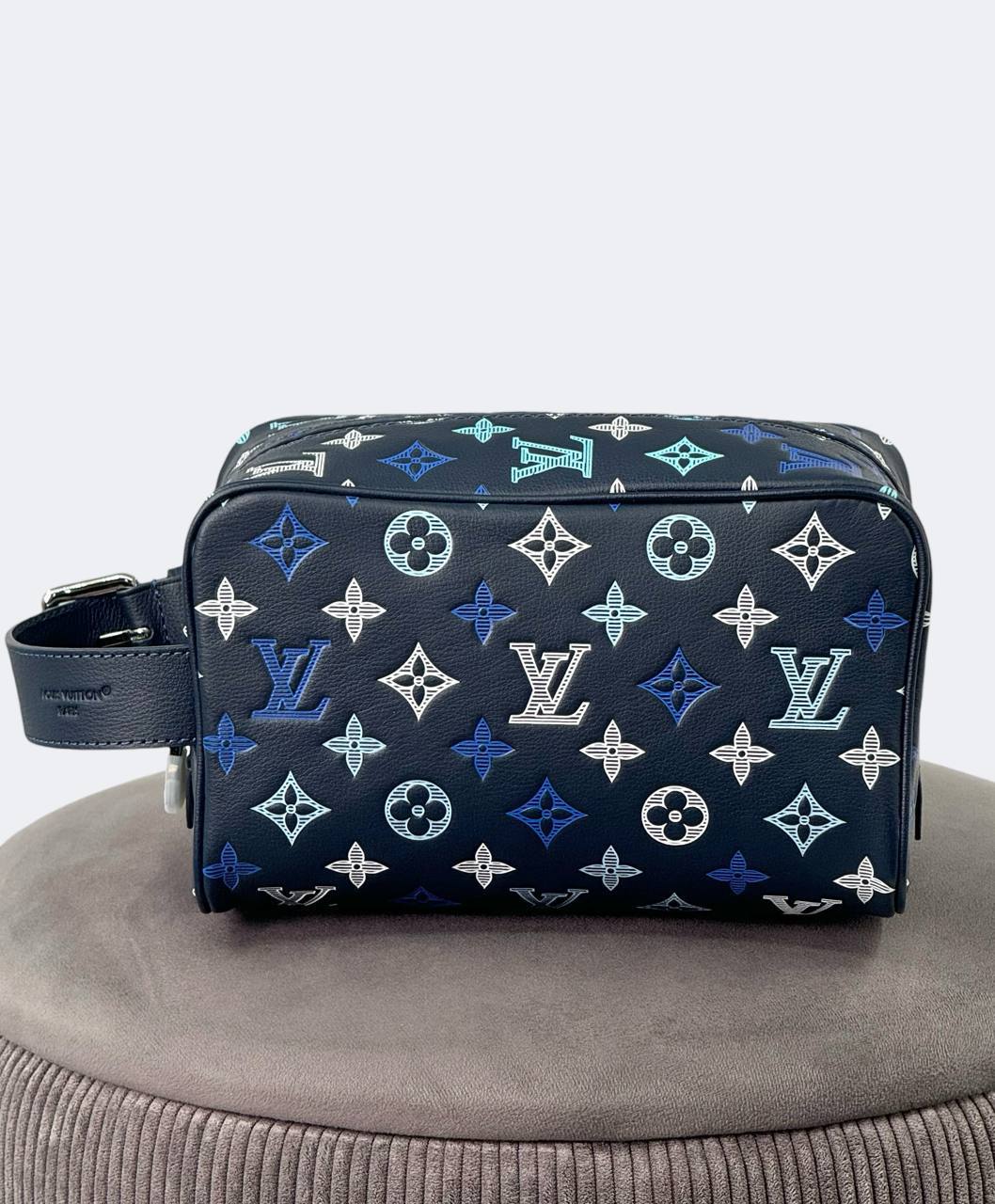 Несессер Louis Vuitton LUX-134824 фото Несессер Louis Vuitton Артикул LUX-134824