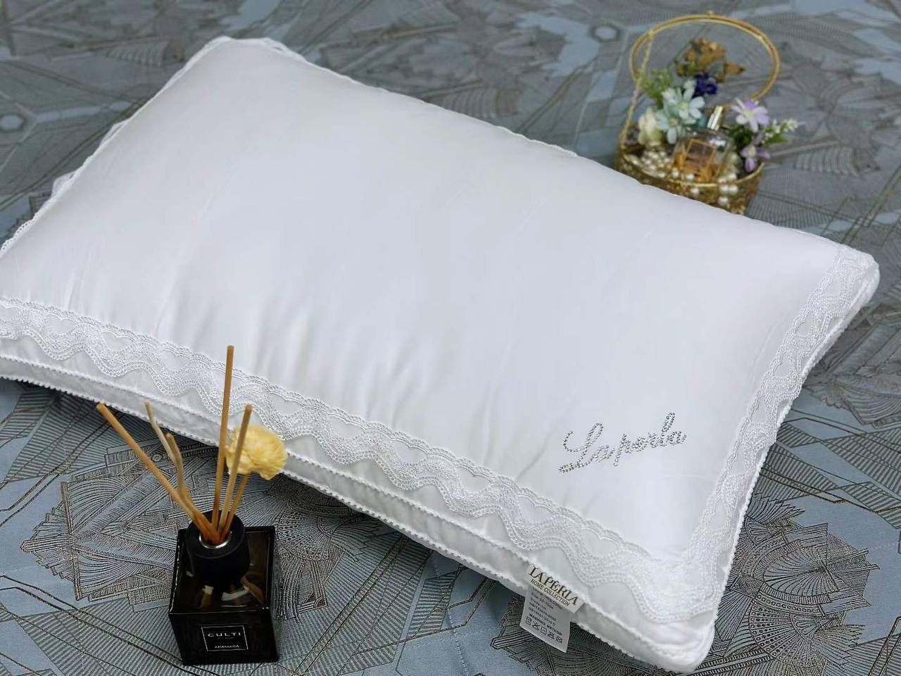 Подушка La Perla LUX-134936 фото Подушка La Perla Артикул LUX-134936