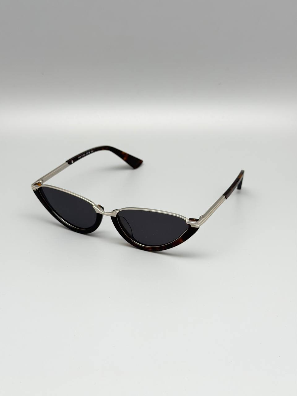 Очки Bottega Veneta LUX-134946 фото Очки Bottega Veneta Артикул LUX-134946