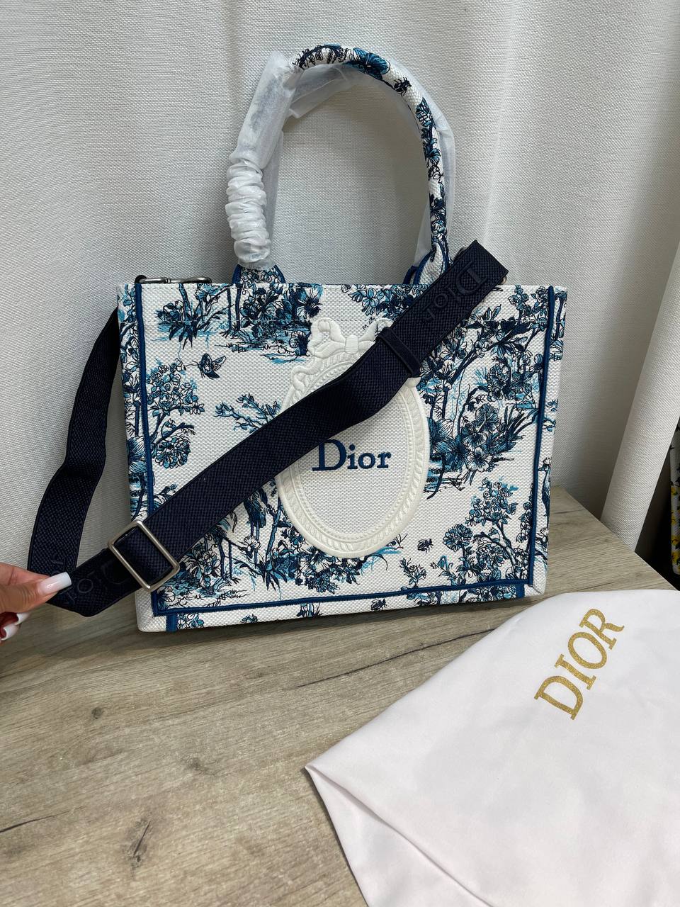 Сумка женская 36 см Christian Dior LUX-134976 фото Сумка женская 36 см Christian Dior Артикул LUX-134976
