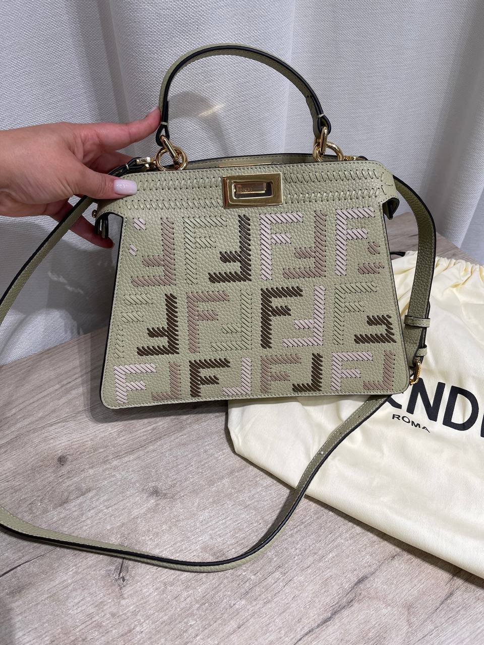Сумка женская Fendi LUX-134990 фото Сумка женская Fendi Артикул LUX-134990
