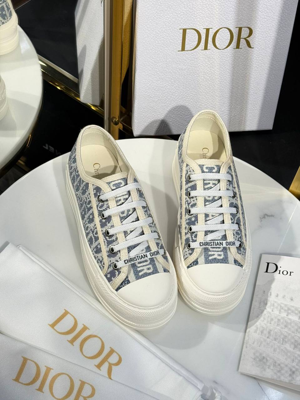 Кеды женские Christian Dior LUX-135221 фото Кеды женские Christian Dior Артикул LUX-135221