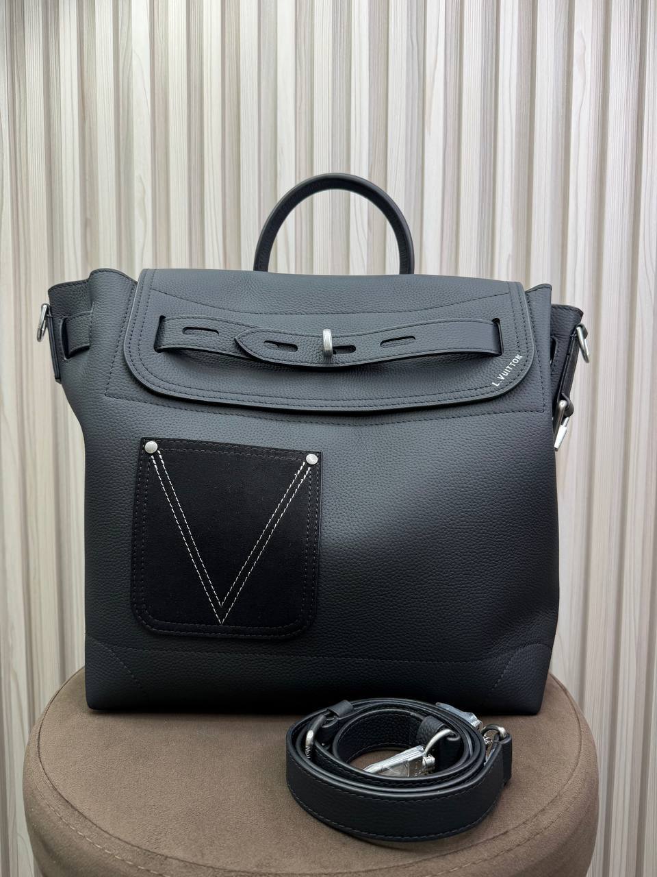 Сумка мужская Louis Vuitton LUX-135386 фото Сумка мужская Louis Vuitton Артикул LUX-135386