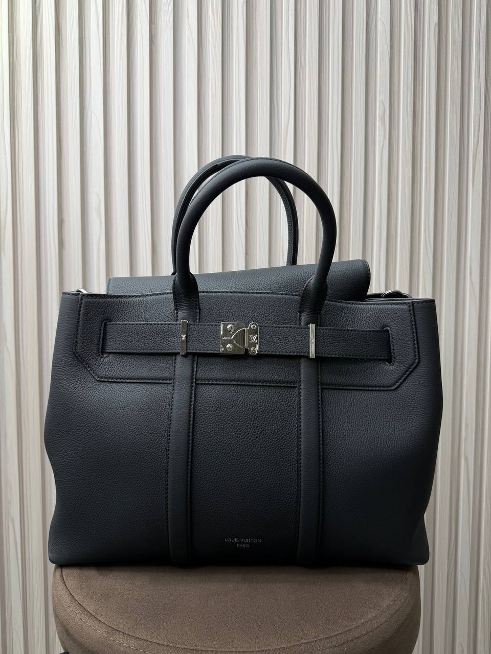 Сумка мужская Louis Vuitton LUX-135388 фото Сумка мужская Louis Vuitton Артикул LUX-135388
