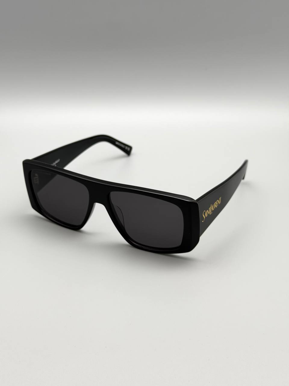 Очки Yves Saint Laurent LUX-135490 фото Очки Yves Saint Laurent Артикул LUX-135490