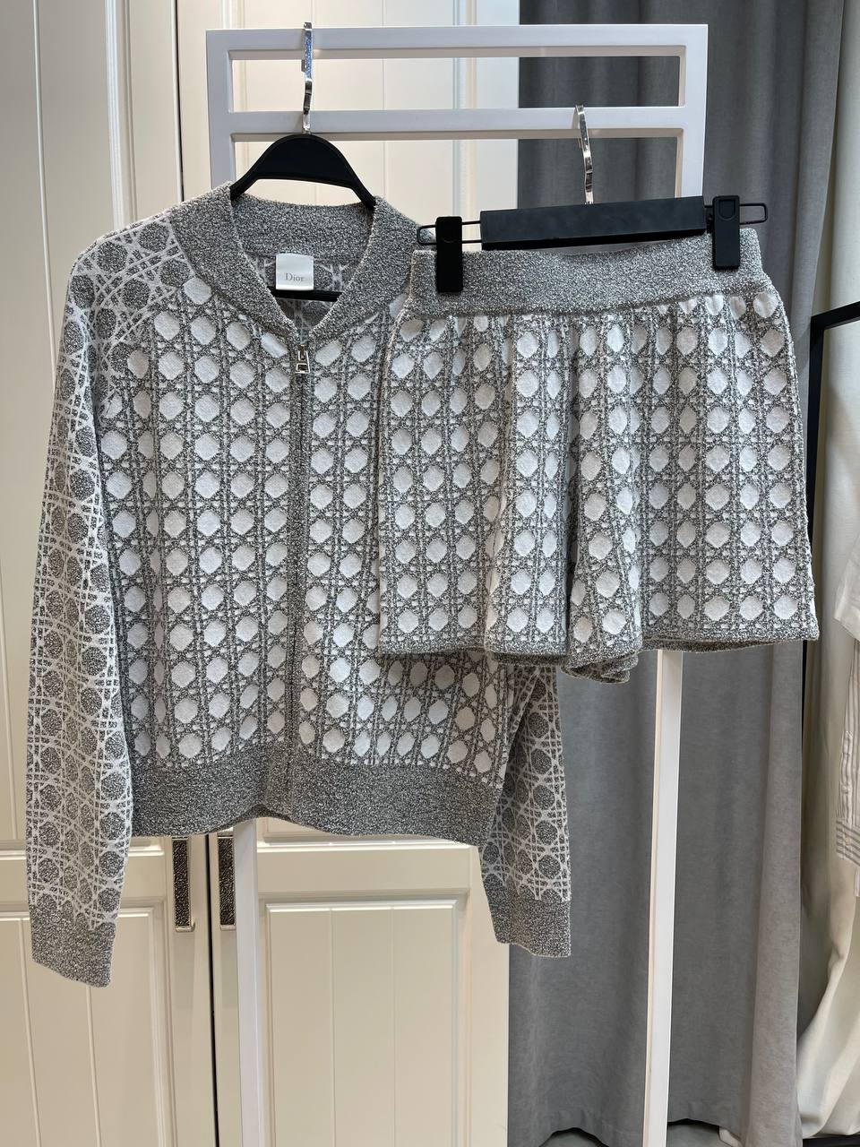 Костюм женский Christian Dior LUX-135193 фото Костюм женский Christian Dior Артикул LUX-135193